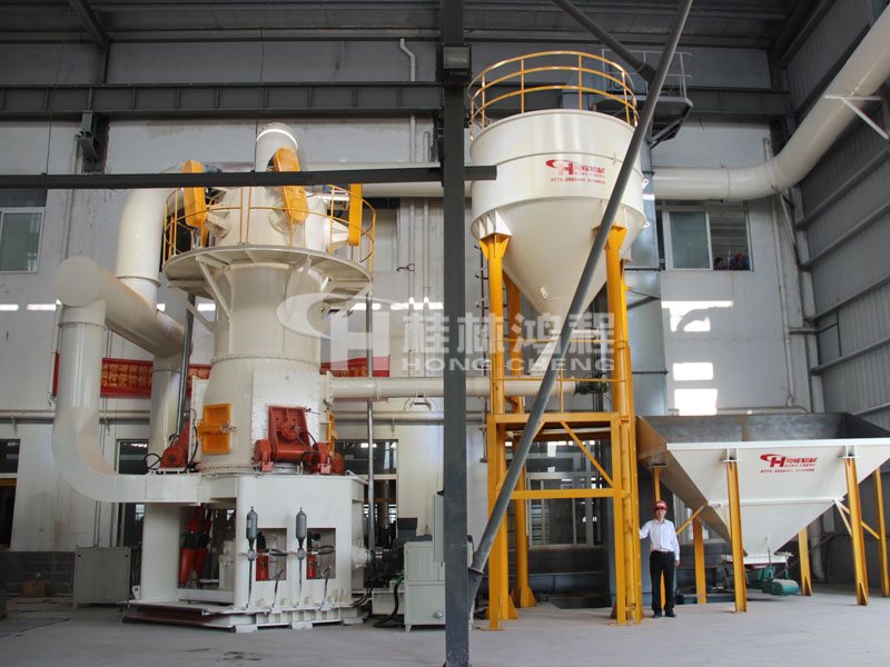 青岛石墨粉，超细磨粉机，石墨磨粉机，超细立磨，超细立式磨粉机，磨粉机价格，磨粉机械，磨粉设备，桂林鸿程