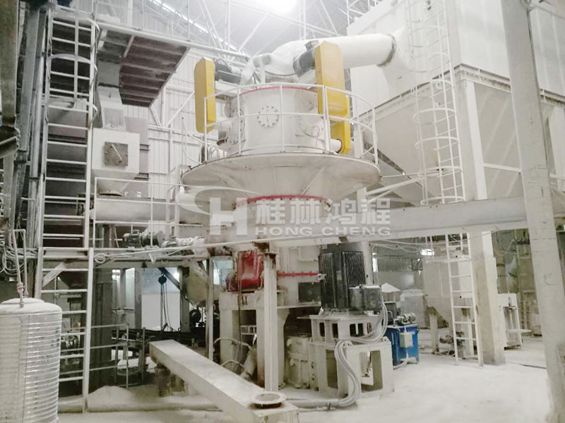 铸造石墨粉，超细磨粉机，石墨磨粉机，超细立磨，超细立式磨粉机，磨粉机价格，磨粉机械，磨粉设备，桂林鸿程