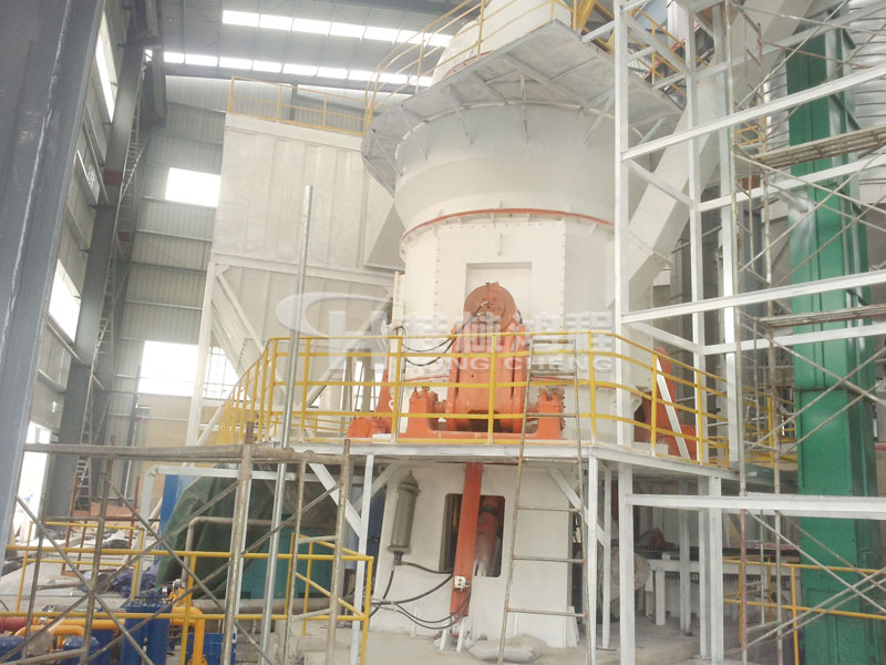 石墨电极加工，立式磨粉机，碳素磨粉机，立磨，磨粉机械，磨粉设备，磨粉机价格，桂林鸿程