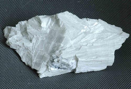 硅灰石粉，硅灰石，针状硅灰石粉